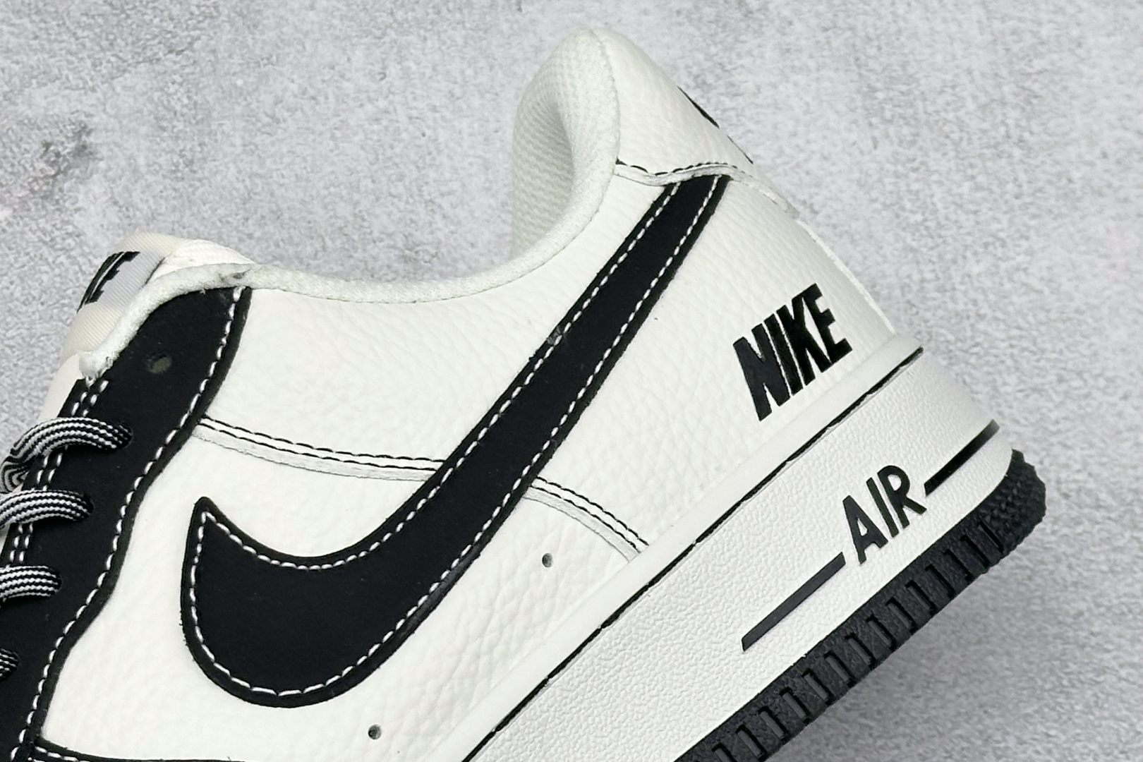 SC版NIke Air Force 1 '07 Low NIKE--经典黑白 空军一号低帮 运动鞋 休闲鞋 NH0601-574