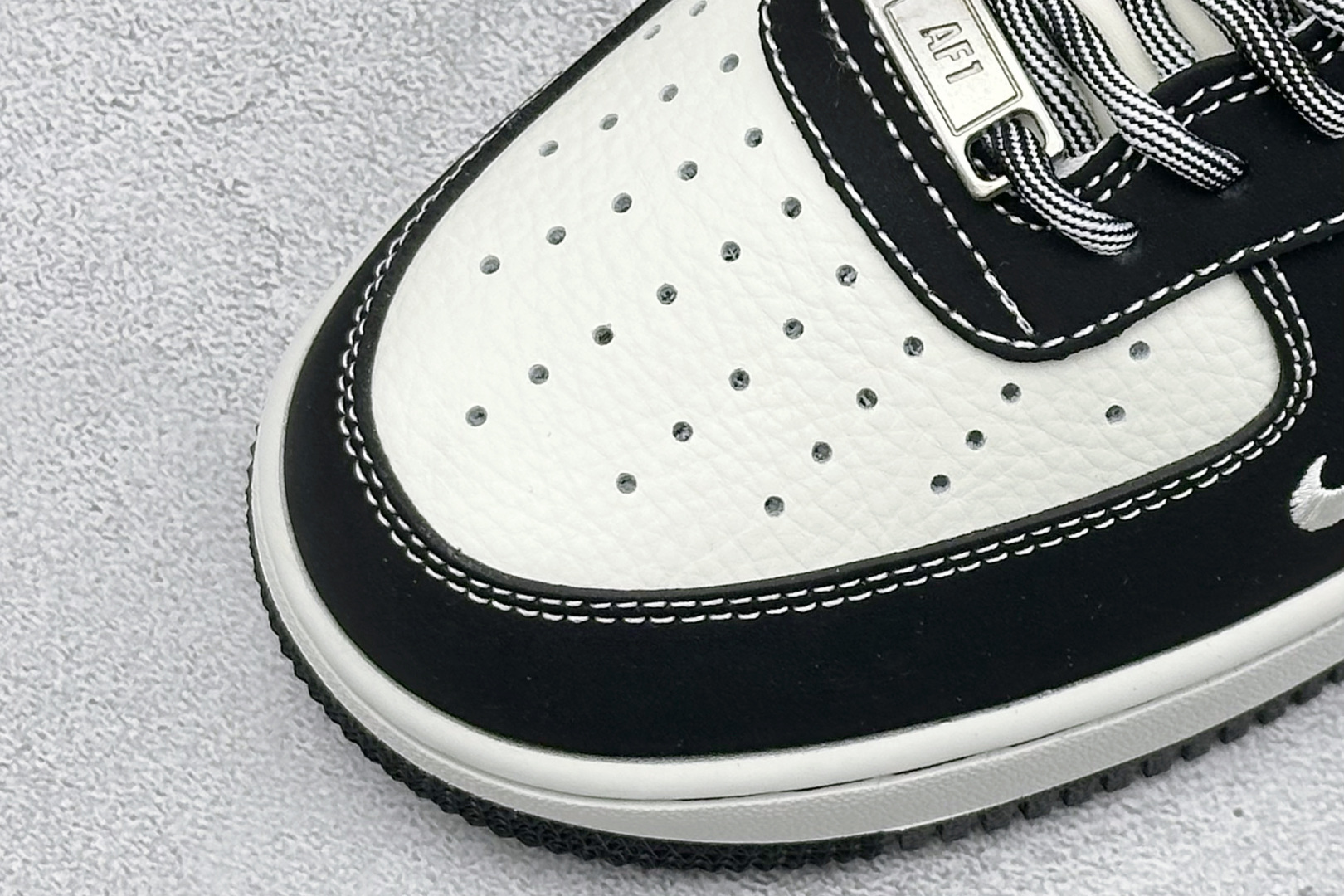 SC版NIke Air Force 1 '07 Low NIKE--经典黑白 空军一号低帮 运动鞋 休闲鞋 NH0601-574