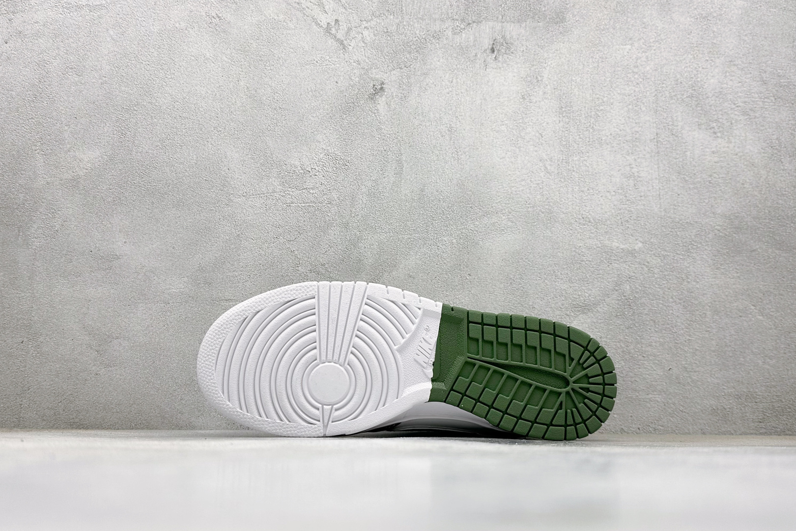 XC版Nike SB Dunk Low“斯图西联名——双拼迷彩” 周年高端定制 低帮休闲板鞋 DG1988-010