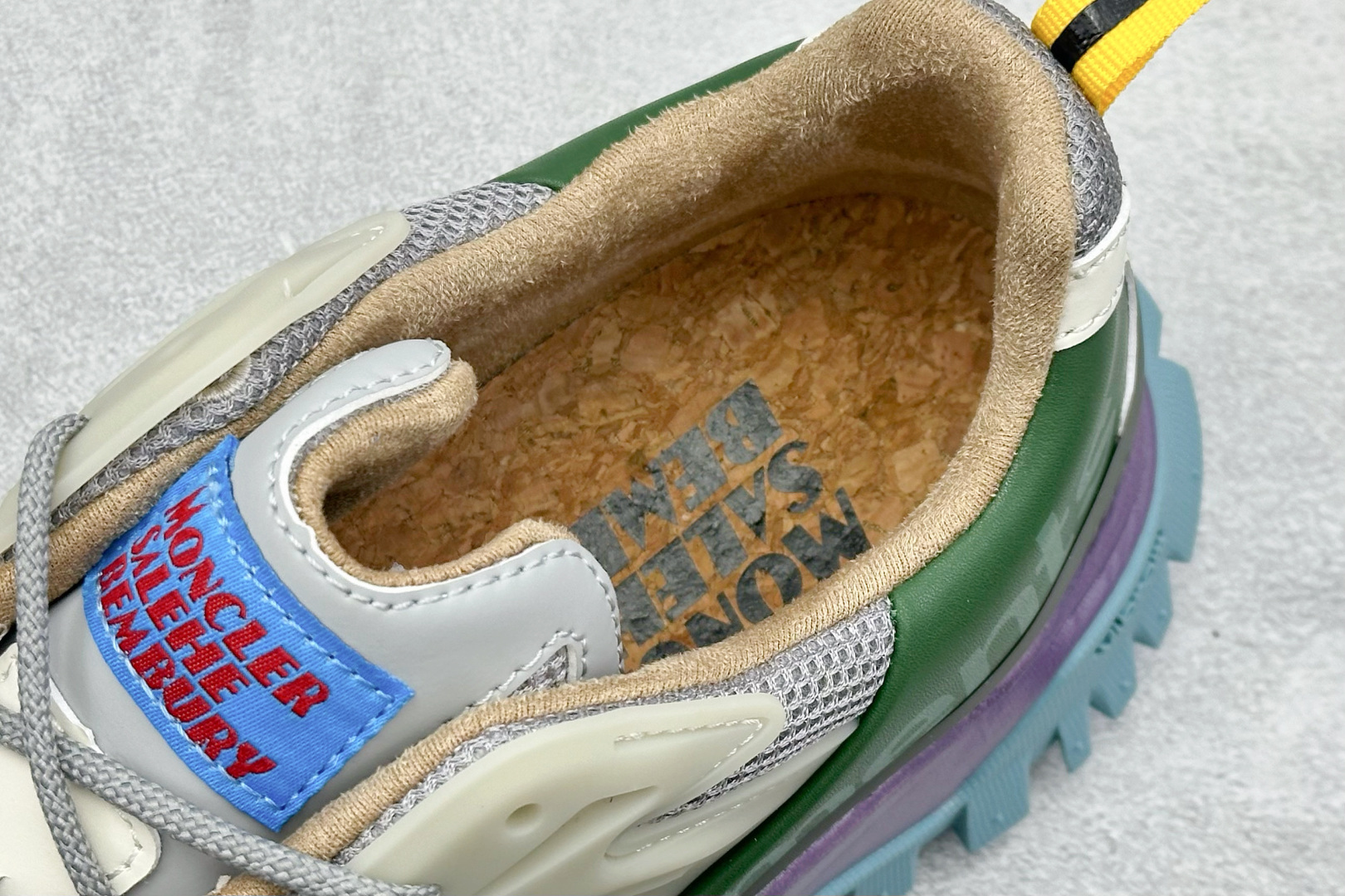 350 Moncler 蒙口 Trailgrip GTX 厚底系带耐磨低帮运动休闲鞋-Chinese UA Cheap High Quatity Brand Clothes Bags handbags Sneakers wholesale wholesaler seller from China Factory suppliers Fashion Clothing Shoes best Quality Beautiful Price 350 Moncler 蒙口 Trailgrip GTX 厚底系带耐磨低帮运动休闲鞋