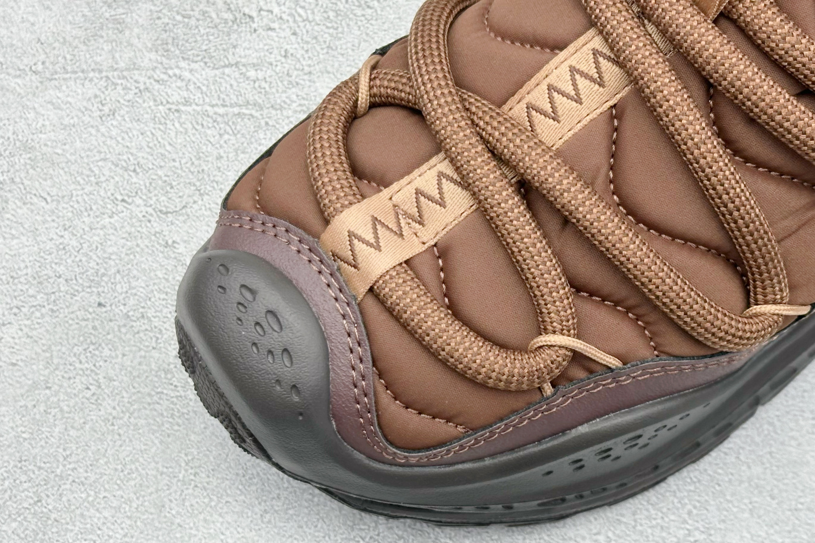 放店私HOKA ONE ONE Ora Primo 内里薄绒 秋冬季保暖半拖这款鞋无论从脚感上 设计上都