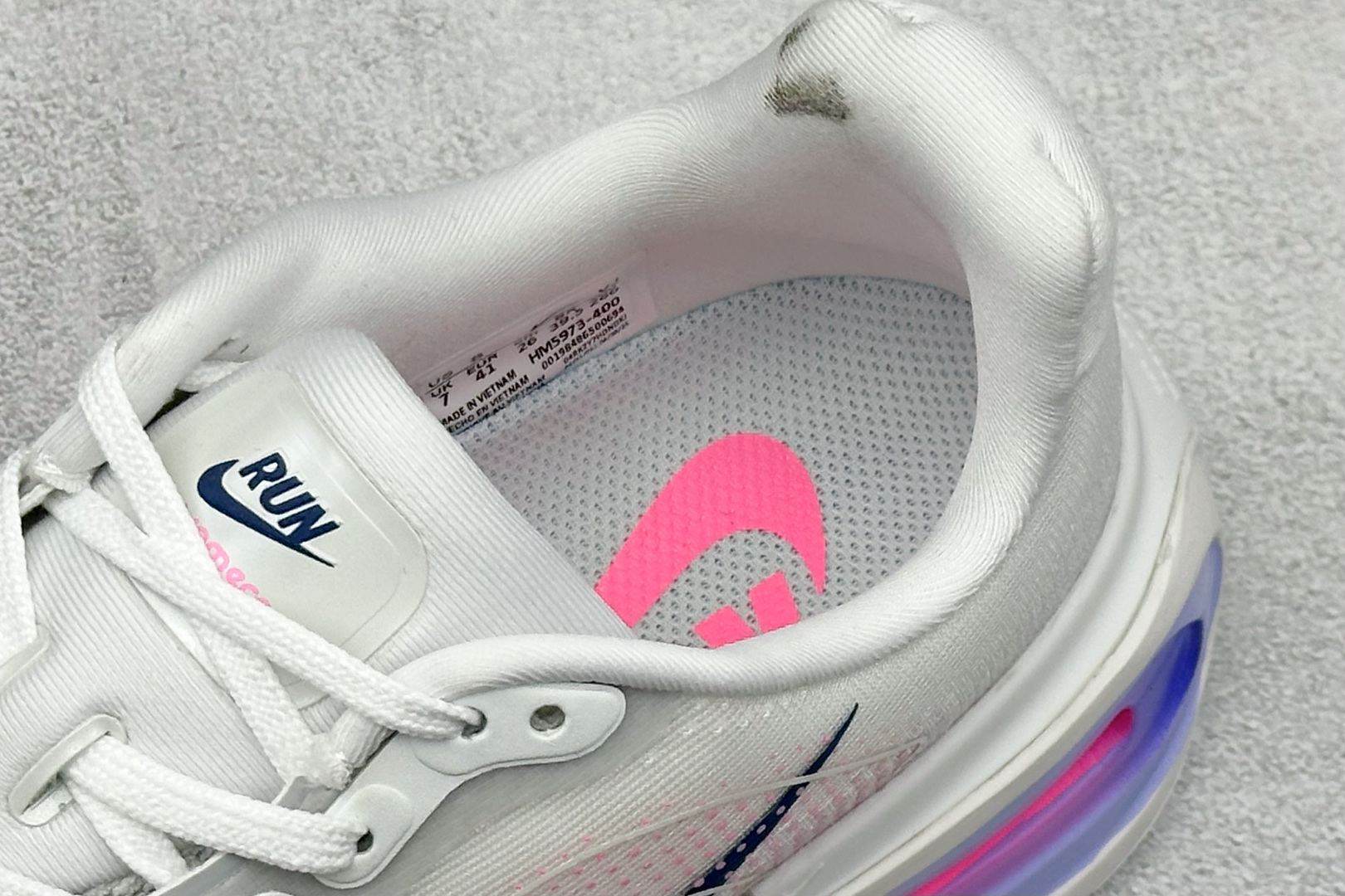 Nike Air Zoom Pegasus Premium 全掌气垫缓震网面运动跑鞋 HM5973-417