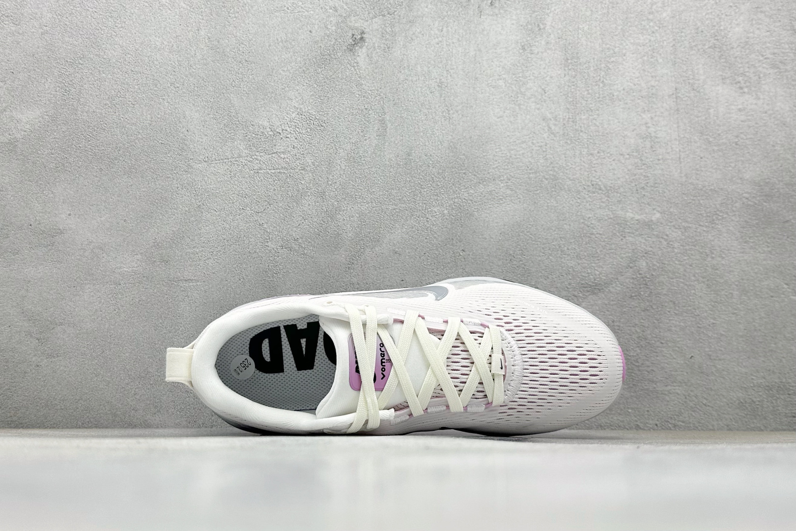 放店私RS版 NK Zoom VOMERO 18 轻量跑鞋耐克网透面气 训跑练步鞋外贸专供订单 原厂折返