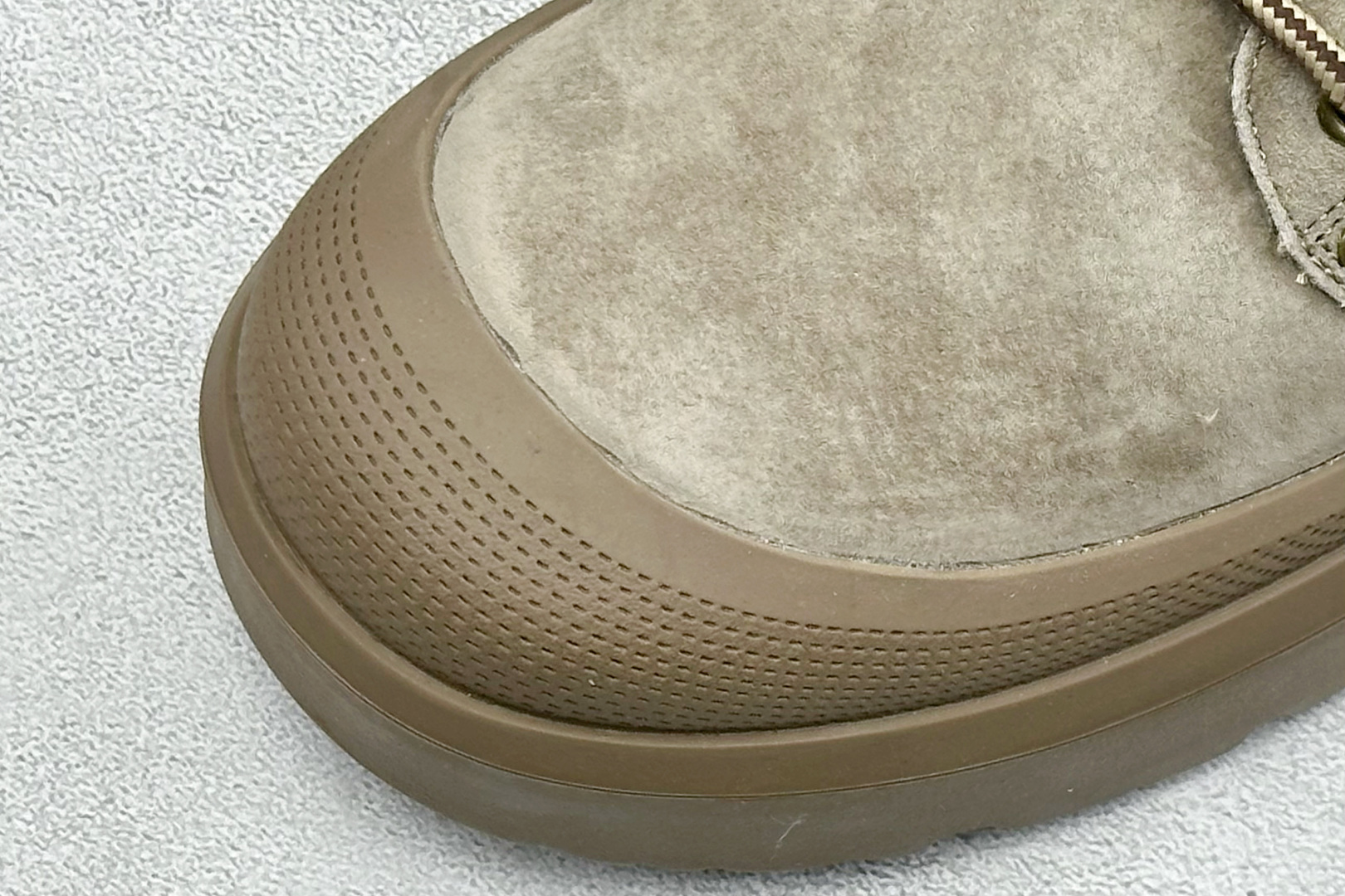 280 UGG Tasman Weather Hybrid 塔斯曼混合系列轻量休闲鞋 U6335M