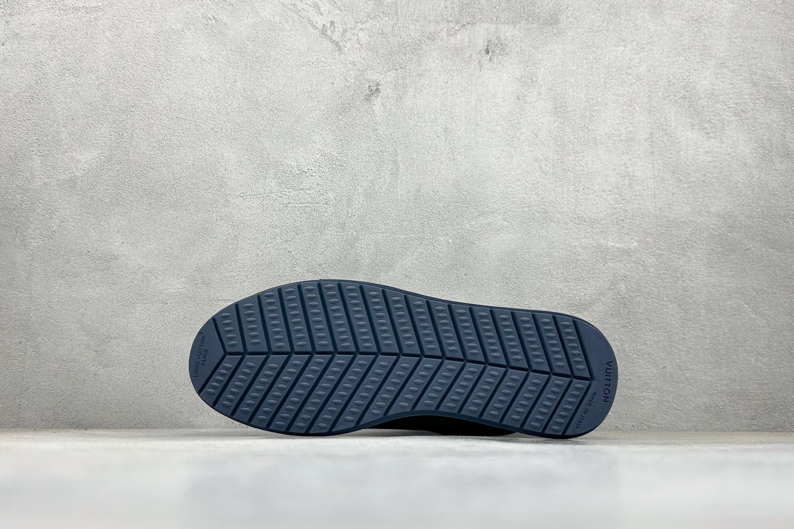 260 Louis Vuitton LV x Nigo联名款 Buttersoft FW25 最新款阿甘休闲运动面包鞋