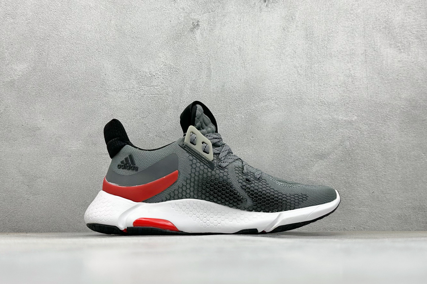 Adidas AlphaBounce Beyond M 3M反光 阿迪阿尔法跑鞋 CG5593