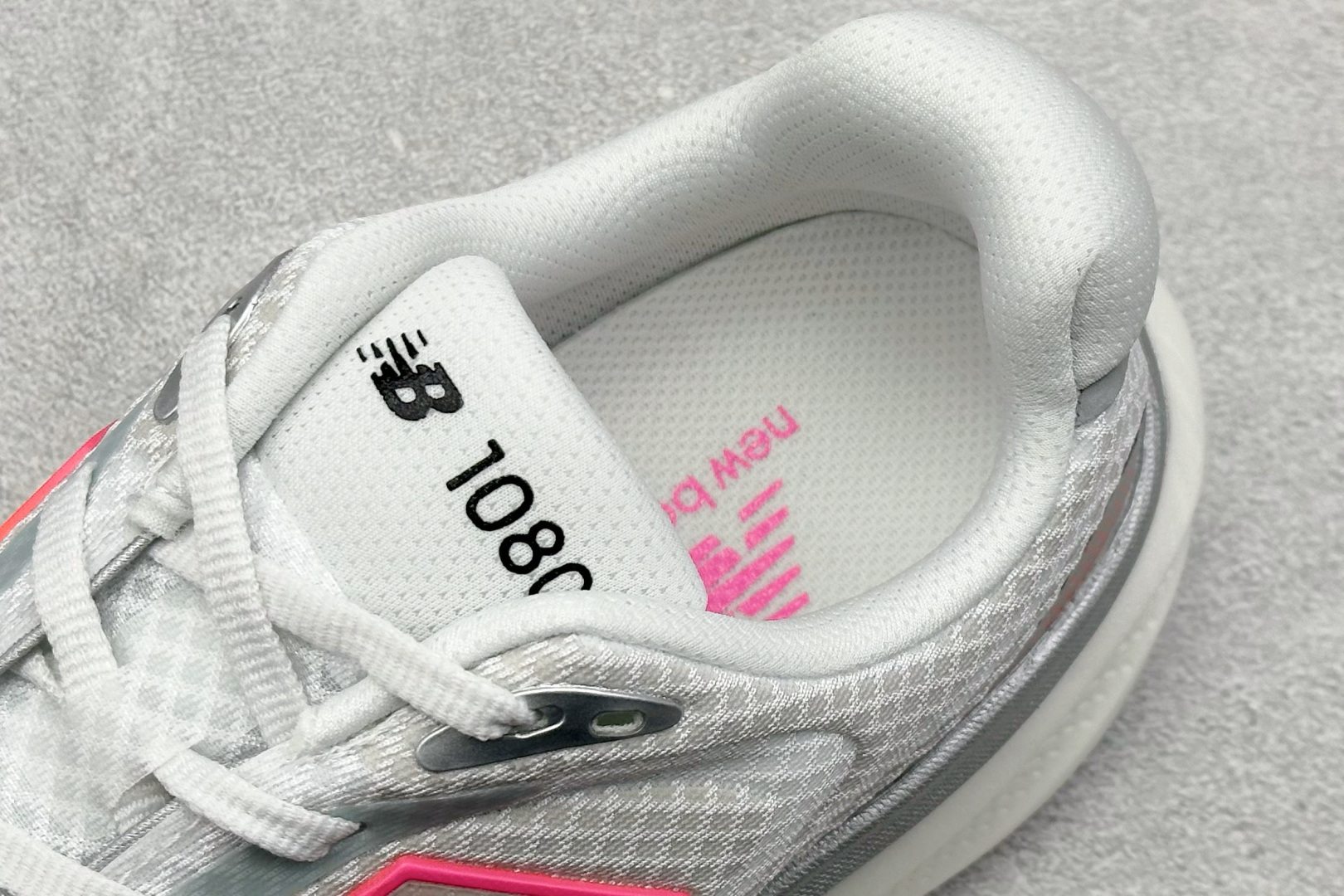 180 New Balance NB Fresh Foam Evoz 1080 舒适耐磨低帮跑步鞋 M108014G