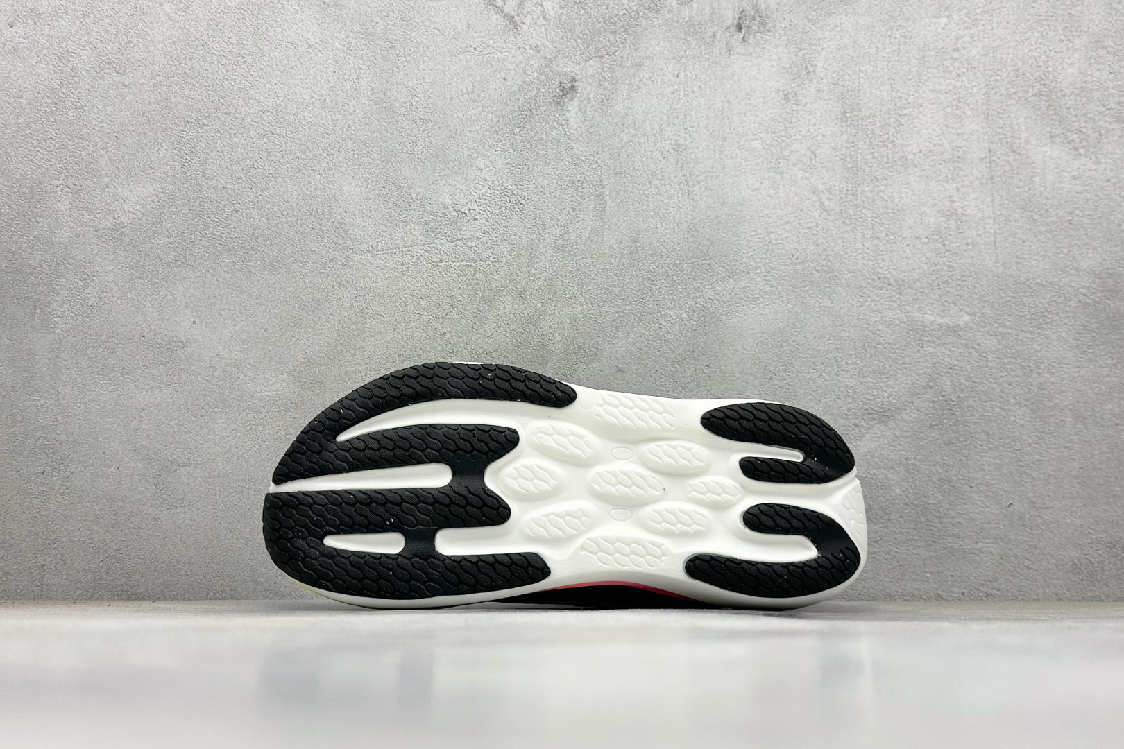 180 New Balance NB Fresh Foam Evoz 1080 舒适耐磨低帮跑步鞋 M108019W