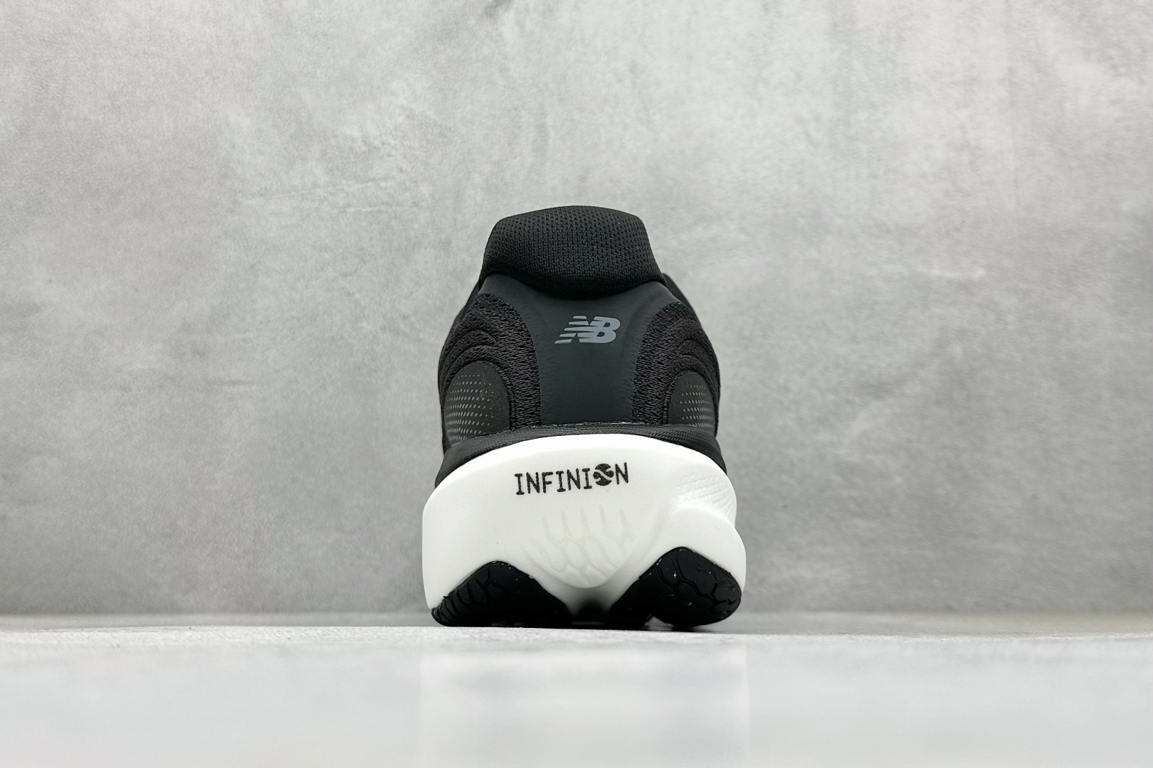 180 New Balance NB Fresh Foam Evoz 1080 舒适耐磨低帮跑步鞋 M10802FR