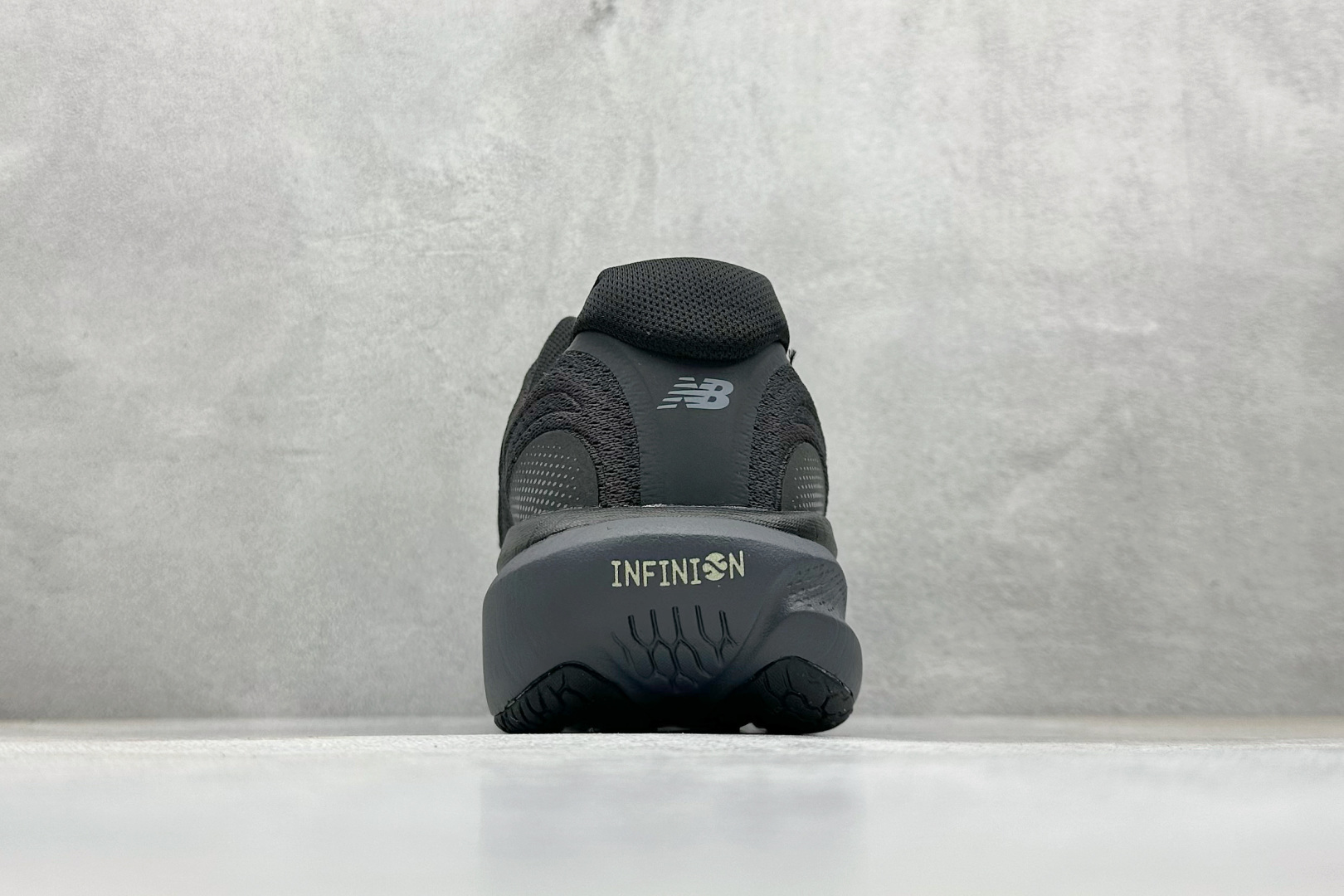 180 New Balance NB Fresh Foam Evoz 1080 舒适耐磨低帮跑步鞋 M10803FR