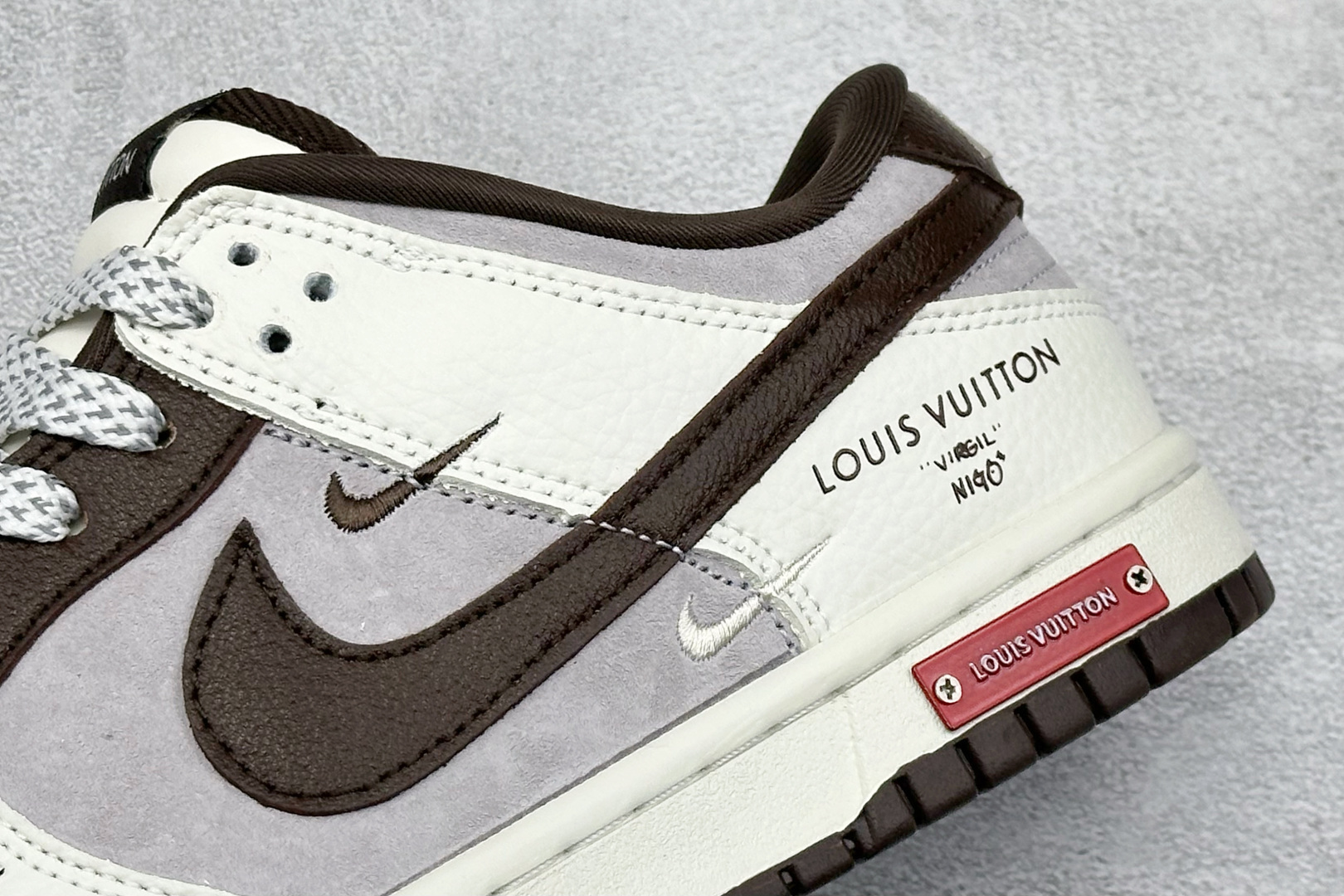 Nike SB Dunk Low“LV联名——白咖啡” 高端定制 低帮休闲板鞋 YF9511-906