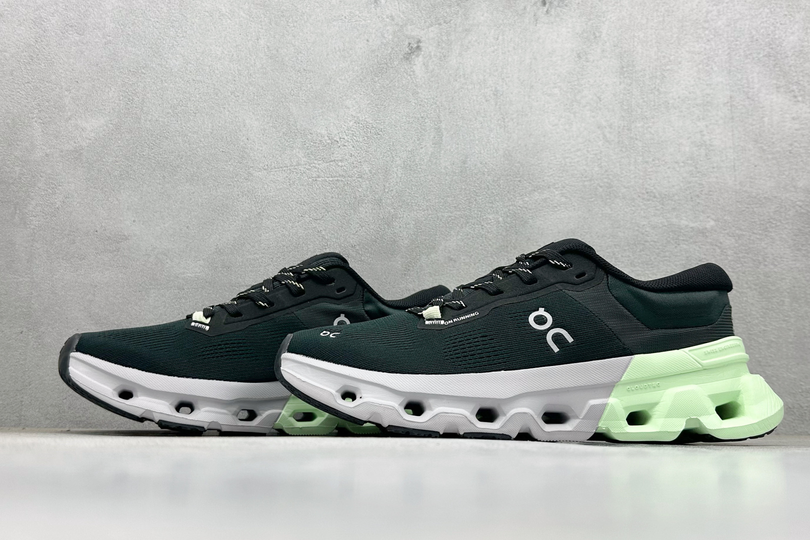 200 On 昂跑 Cloudtilt 5 舒适轻盈低帮跑步鞋 3WE3001-Chinese UA Cheap High Quatity Brand Clothes Bags handbags Sneakers wholesale wholesaler seller from China Factory suppliers Fashion Clothing Shoes best Quality Beautiful Price 200 On 昂跑 Cloudtilt 5 舒适轻盈低帮跑步鞋 3WE3001