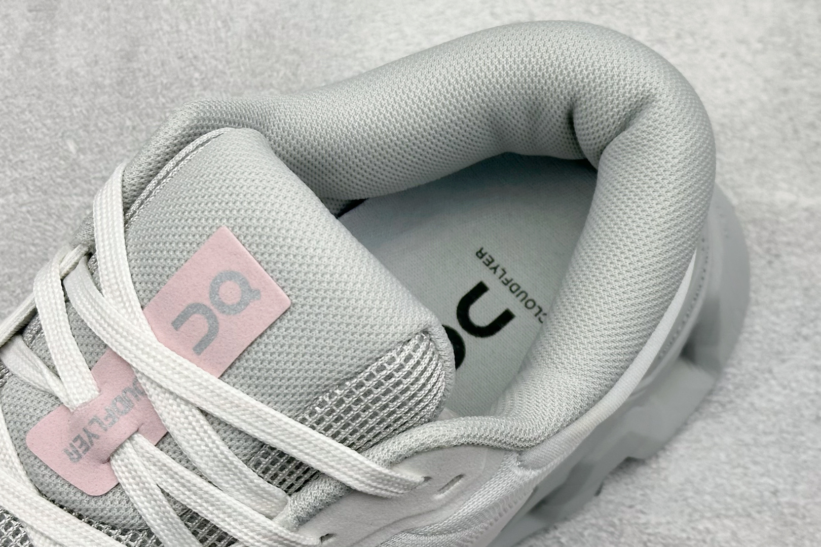 200 On 昂跑 Cloudtilt 5 舒适轻盈低帮跑步鞋 3ME3004-Chinese UA Cheap High Quatity Brand Clothes Bags handbags Sneakers wholesale wholesaler seller from China Factory suppliers Fashion Clothing Shoes best Quality Beautiful Price 200 On 昂跑 Cloudtilt 5 舒适轻盈低帮跑步鞋 3ME3004