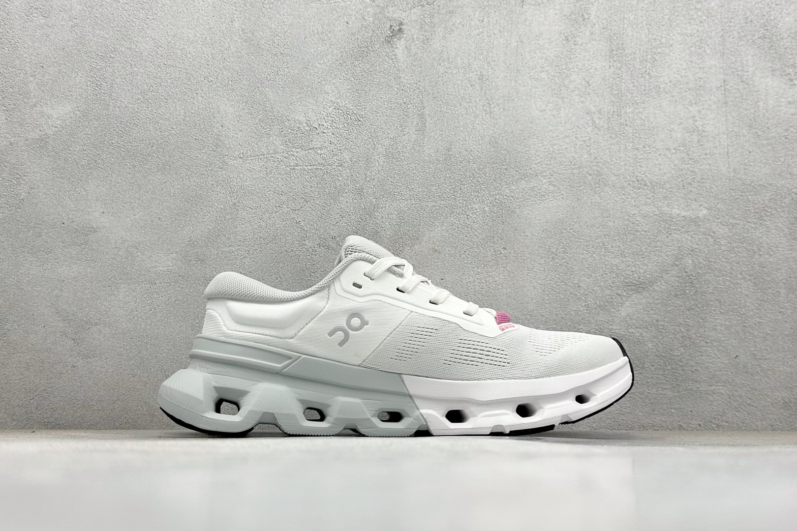 200 On 昂跑 Cloudtilt 5 舒适轻盈低帮跑步鞋 3ME3004-Chinese UA Cheap High Quatity Brand Clothes Bags handbags Sneakers wholesale wholesaler seller from China Factory suppliers Fashion Clothing Shoes best Quality Beautiful Price 200 On 昂跑 Cloudtilt 5 舒适轻盈低帮跑步鞋 3ME3004