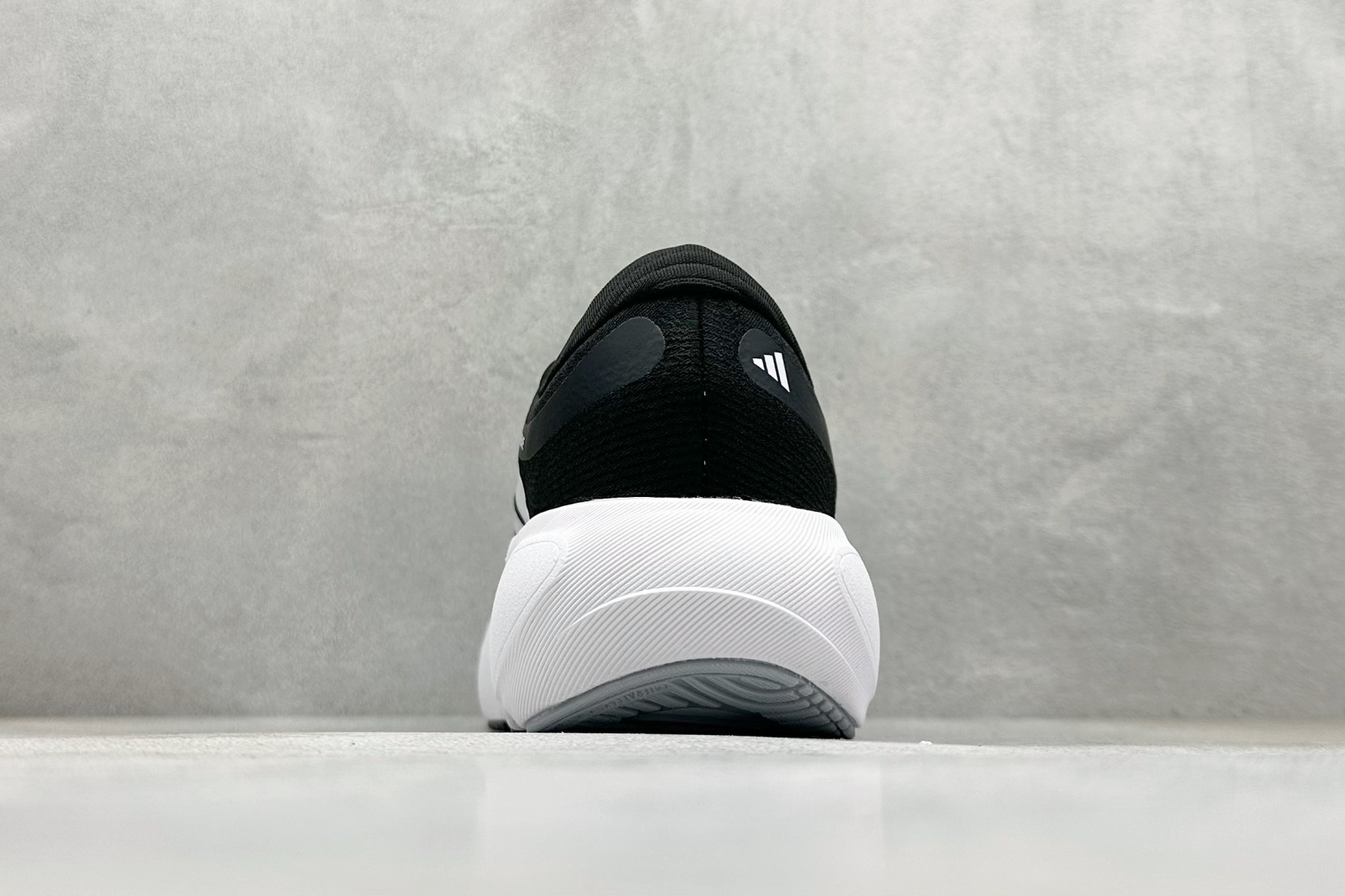 Adidas Adizero Adios Pro 4 阿迪达斯 耐磨减震专业跑步鞋 JR7671