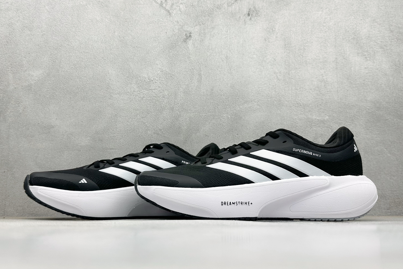 Adidas Adizero Adios Pro 4 阿迪达斯 耐磨减震专业跑步鞋 JR7671