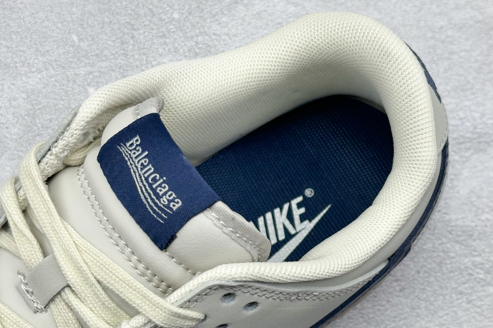 180 Nike Dunk Low Retro 巴黎世家联名 周年高端定制 低帮休闲板鞋 XD1588-216-Chinese UA Cheap High Quatity Brand Clothes Bags handbags Sneakers wholesale wholesaler seller from China Factory suppliers Fashion Clothing Shoes best Quality Beautiful Price 180 Nike Dunk Low Retro 巴黎世家联名 周年高端定制 低帮休闲板鞋 XD1588-216