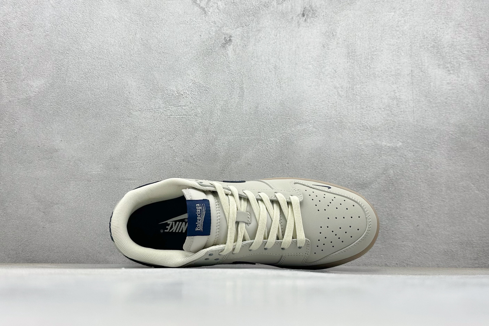 180 Nike Dunk Low Retro 巴黎世家联名 周年高端定制 低帮休闲板鞋 XD1588-216-Chinese UA Cheap High Quatity Brand Clothes Bags handbags Sneakers wholesale wholesaler seller from China Factory suppliers Fashion Clothing Shoes best Quality Beautiful Price 180 Nike Dunk Low Retro 巴黎世家联名 周年高端定制 低帮休闲板鞋 XD1588-216