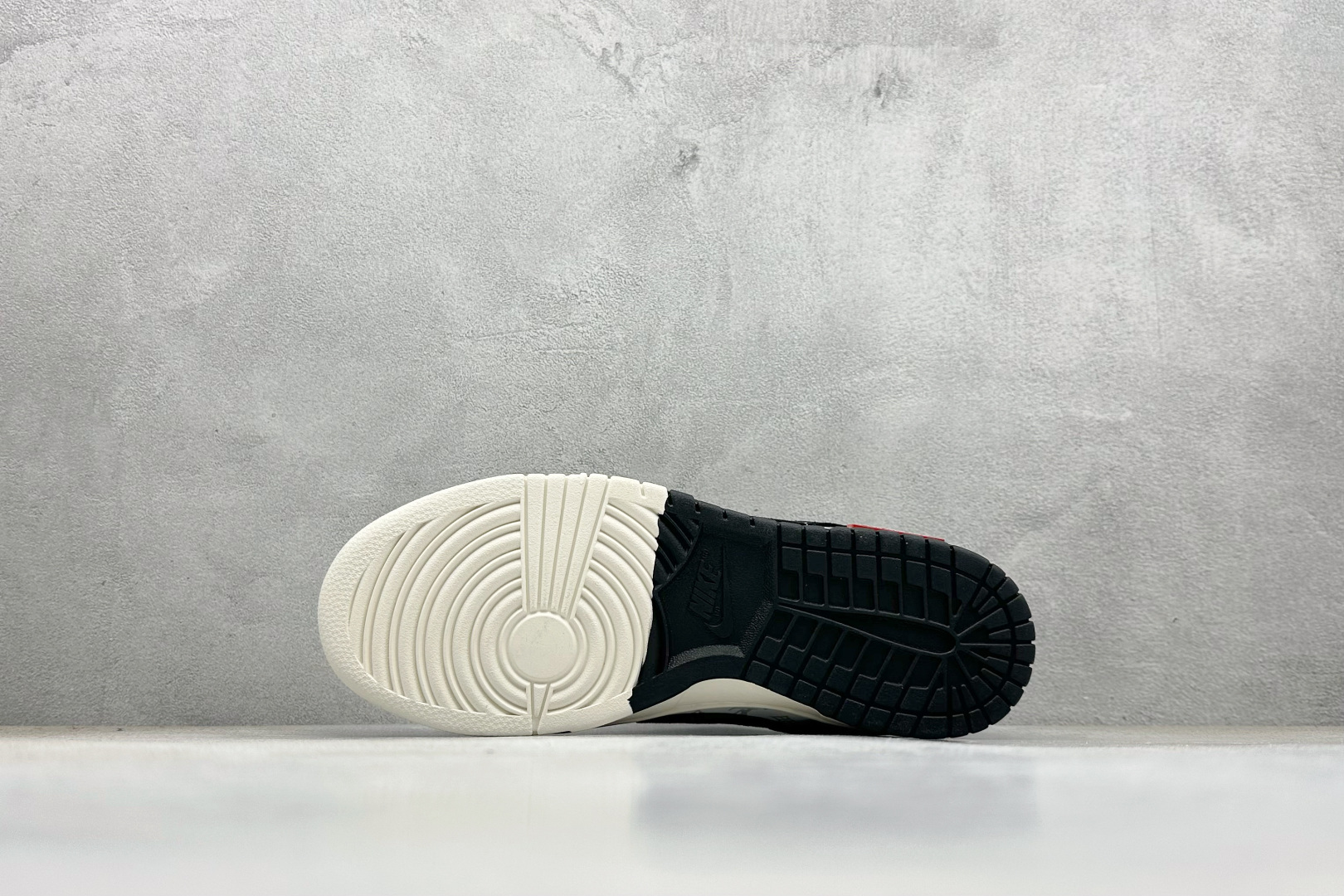 280 XC版Nike SB Dunk Low LV联名 涂鸦印花 周年高端定制 低帮休闲板鞋 CX5050-Y19