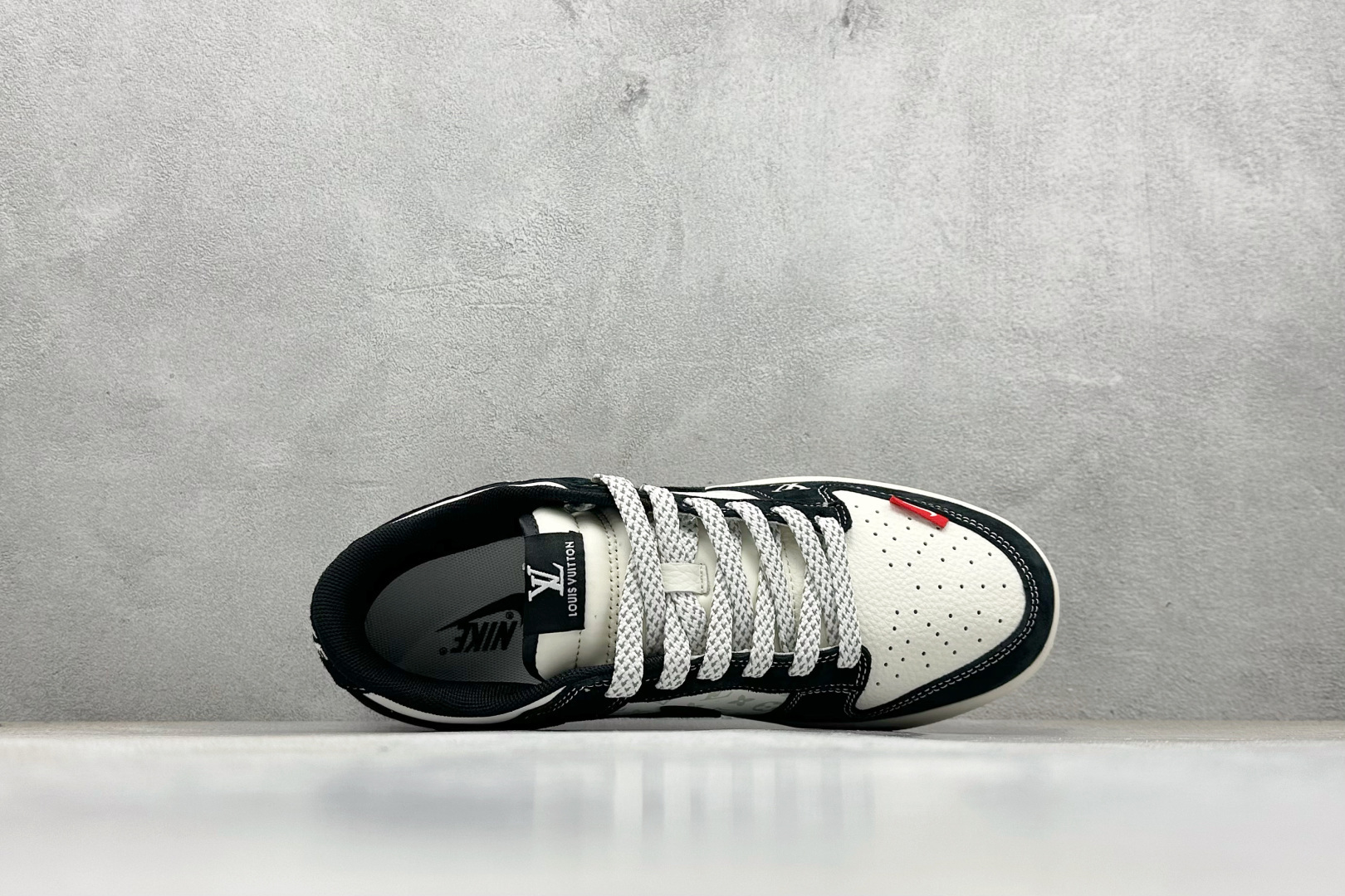 280 XC版Nike SB Dunk Low LV联名 涂鸦印花 周年高端定制 低帮休闲板鞋 CX5050-Y19