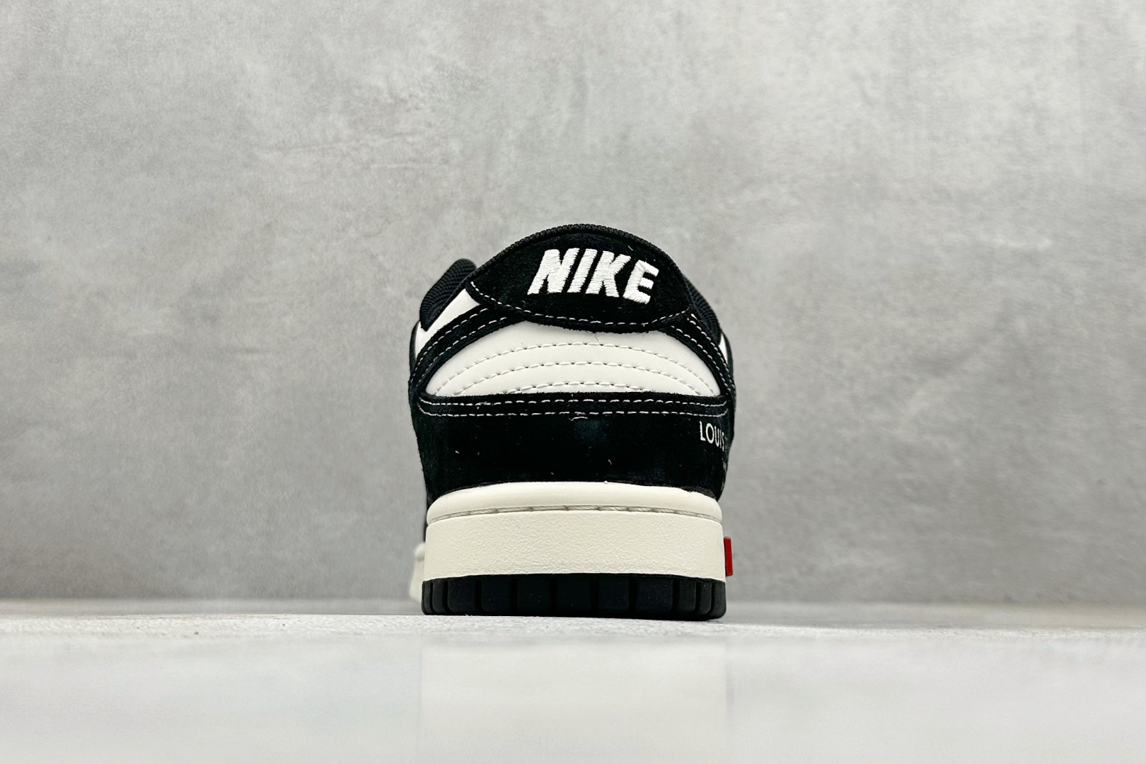 280 XC版Nike SB Dunk Low LV联名 涂鸦印花 周年高端定制 低帮休闲板鞋 CX5050-Y19