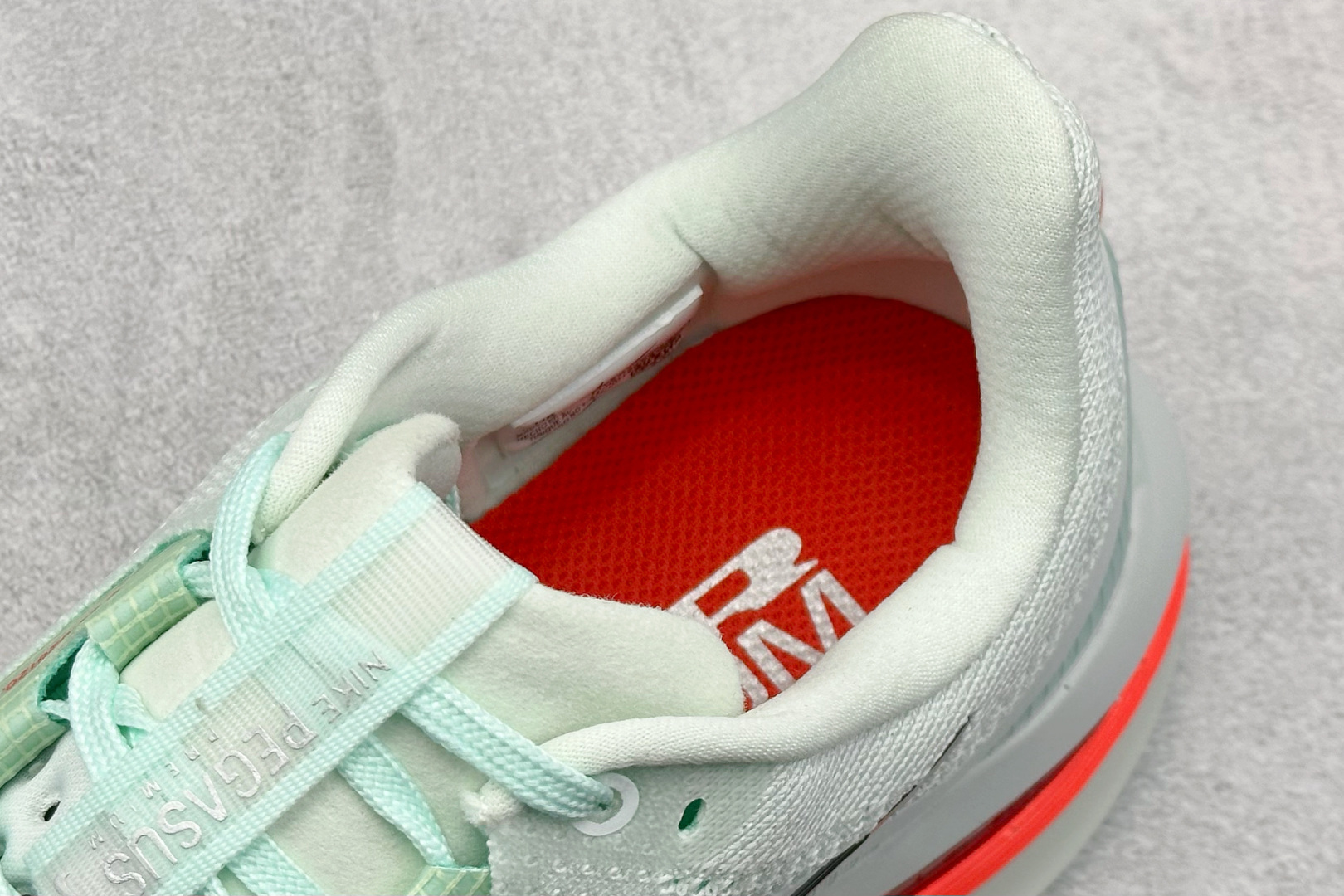 YH版Nike Air Zoom Pegasus Premium 耐克网面全掌气垫缓震跑鞋 HQ2592-301