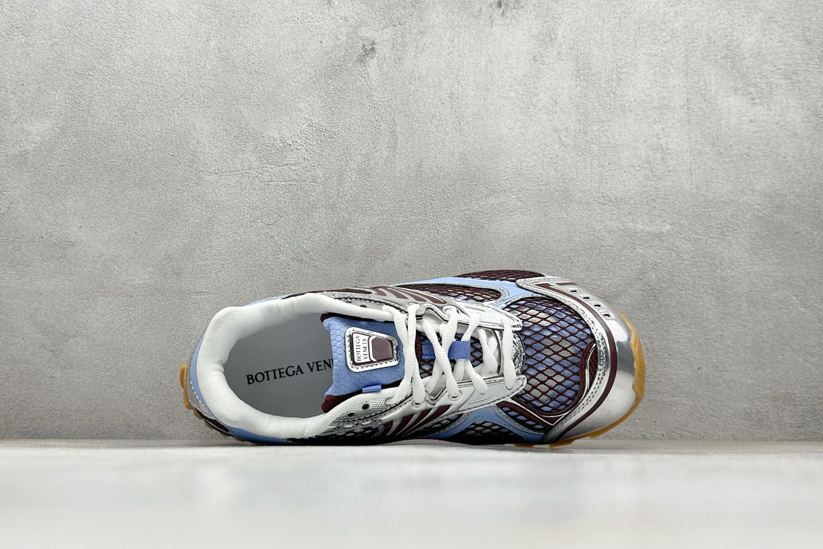 300 S版BOTTEGA VENETA Orbit Runner BV葆蝶家时尚休闲王一博同款老爹鞋运动鞋 741357-V2X40-4766-Chinese UA Cheap High Quatity Brand Clothes Bags handbags Sneakers wholesale wholesaler seller from China Factory suppliers Fashion Clothing Shoes best Quality Beautiful Price 300 S版BOTTEGA VENETA Orbit Runner BV葆蝶家时尚休闲王一博同款老爹鞋运动鞋 741357-V2X40-4766