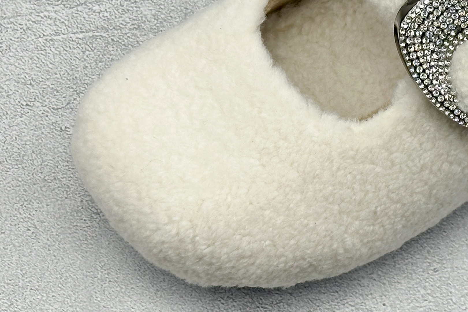 220 GG-CC 明星同款秋冬季毛毡休闲生活鞋 G25Y1924B 白色