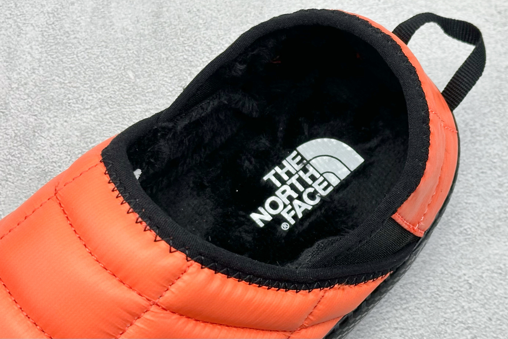 140 The North Face Thermoball Traction 北面冬季加绒透气轻盈一脚蹬休闲套鞋 NFOA3UZN-414
