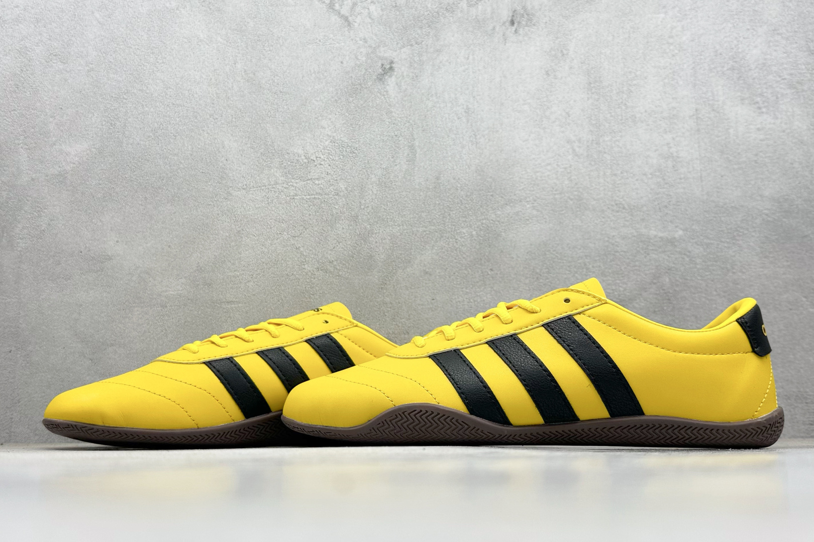 Adidas Grand Court 阿迪舒适百搭时尚简约低帮网球鞋 JQ9693-Top High Quatity Cheap Sneakers Fashion Clothing Clothes Bags handbags Shoes of all Brand wholesale With The best Quality And Beautiful Price from China Factory Chinese suppliers wholesaler seller Adidas Grand Court 阿迪舒适百搭时尚简约低帮网球鞋 JQ9693