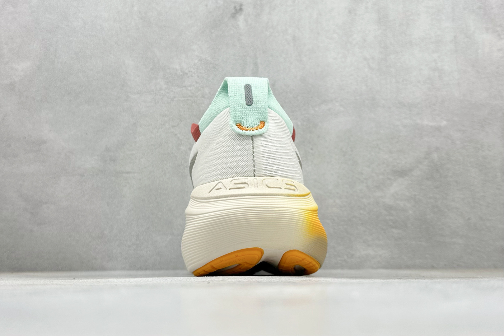 Asics Gel-Nimbus 27 亚瑟士复古透气休闲鞋缓震男子耐磨跑步鞋 1011C094-100-Top High Quatity Cheap Sneakers Fashion Clothing Clothes Bags handbags Shoes of all Brand wholesale With The best Quality And Beautiful Price from China Factory Chinese suppliers wholesaler seller Asics Gel-Nimbus 27 亚瑟士复古透气休闲鞋缓震男子耐磨跑步鞋 1011C094-100