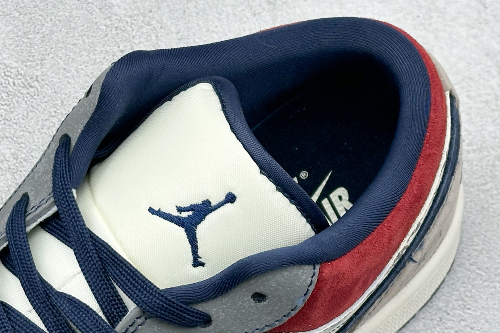 280 Air Jordan 1 Low AJ1 乔1 “巴黎世家联名---灰红蓝猪八”高端定制 低帮复古篮球鞋 QD1988-008