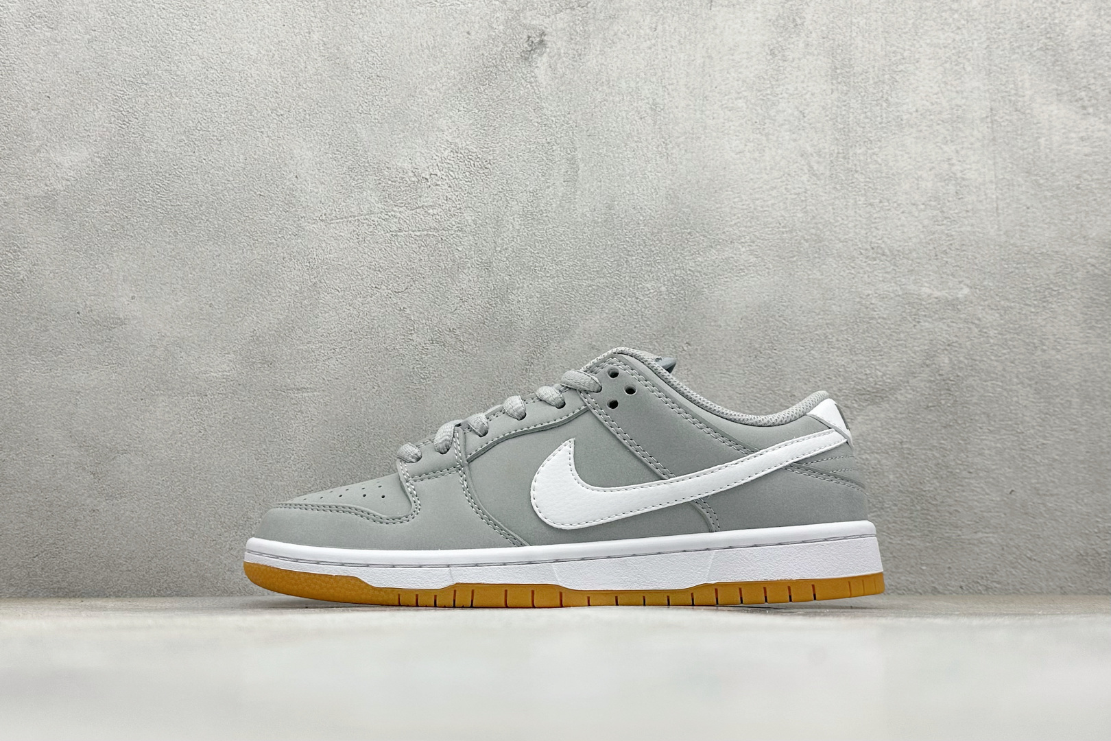 220 Nike SB Dunk Low 低帮板鞋 CD2563-006