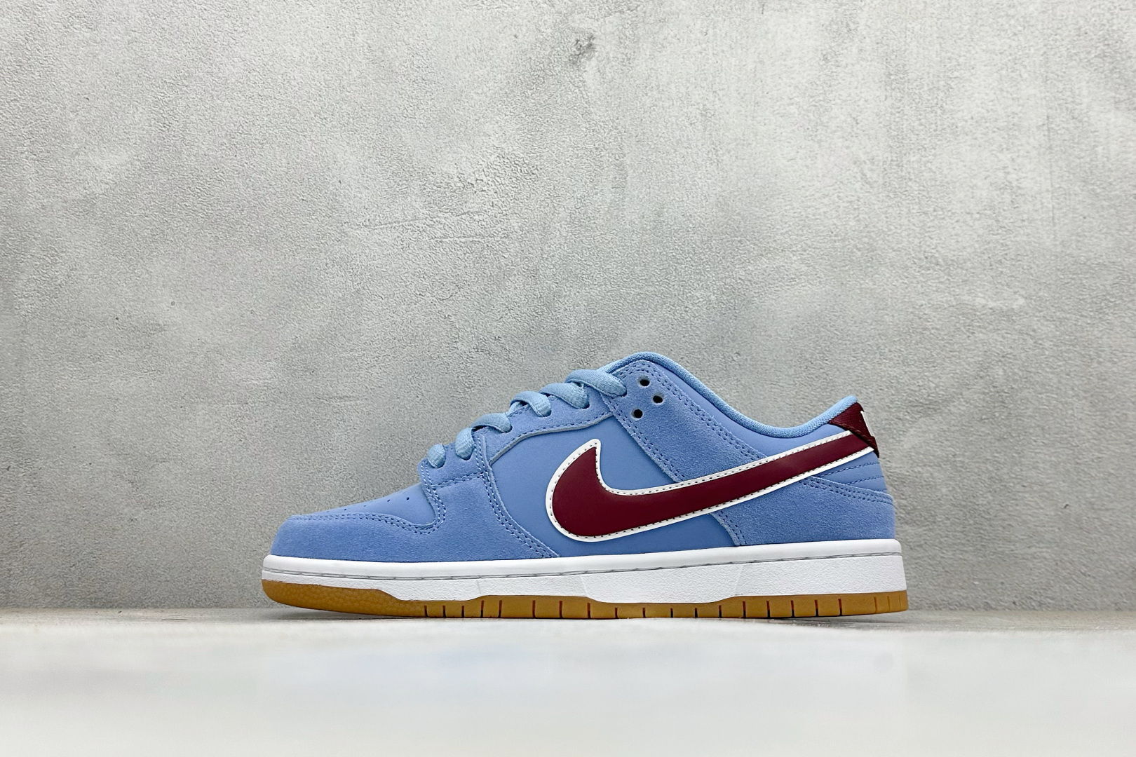 220 Nike SB Dunk Low 低帮板鞋 DX5549-400