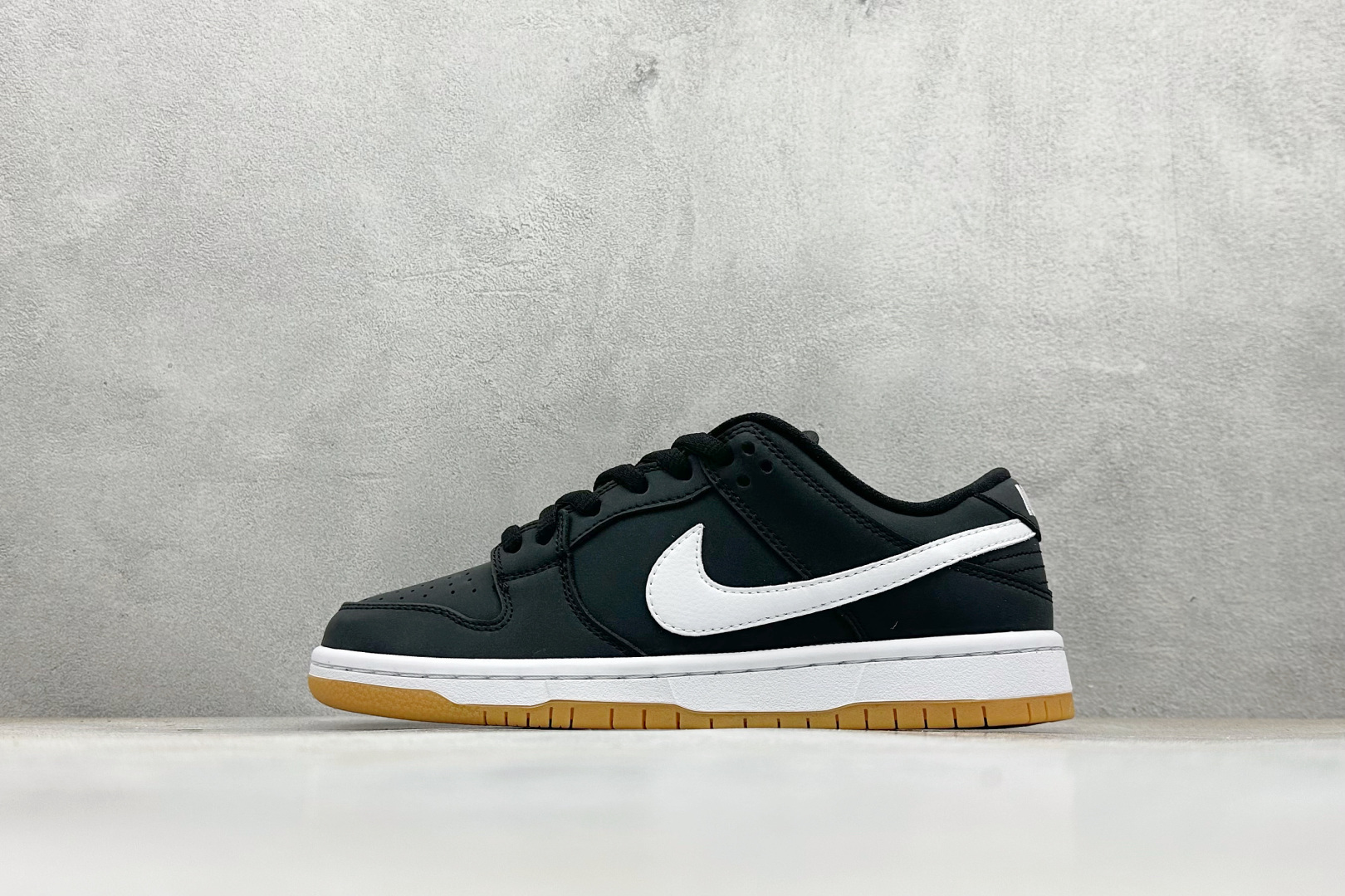 220 Nike SB Dunk Low 低帮板鞋 DX5549-400