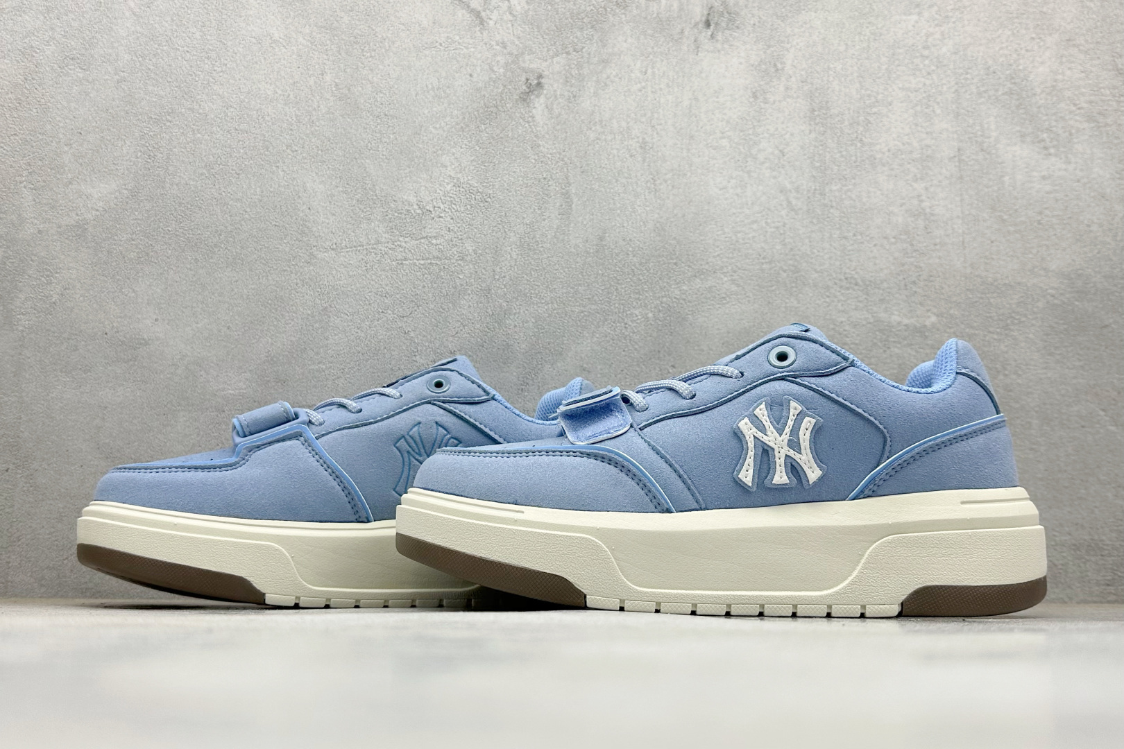 180 NY平台订单 MLB Chunky Liner 学长鞋系列低帮老爹风轻量增高厚底百搭休闲运动慢跑鞋 3ASXP015N