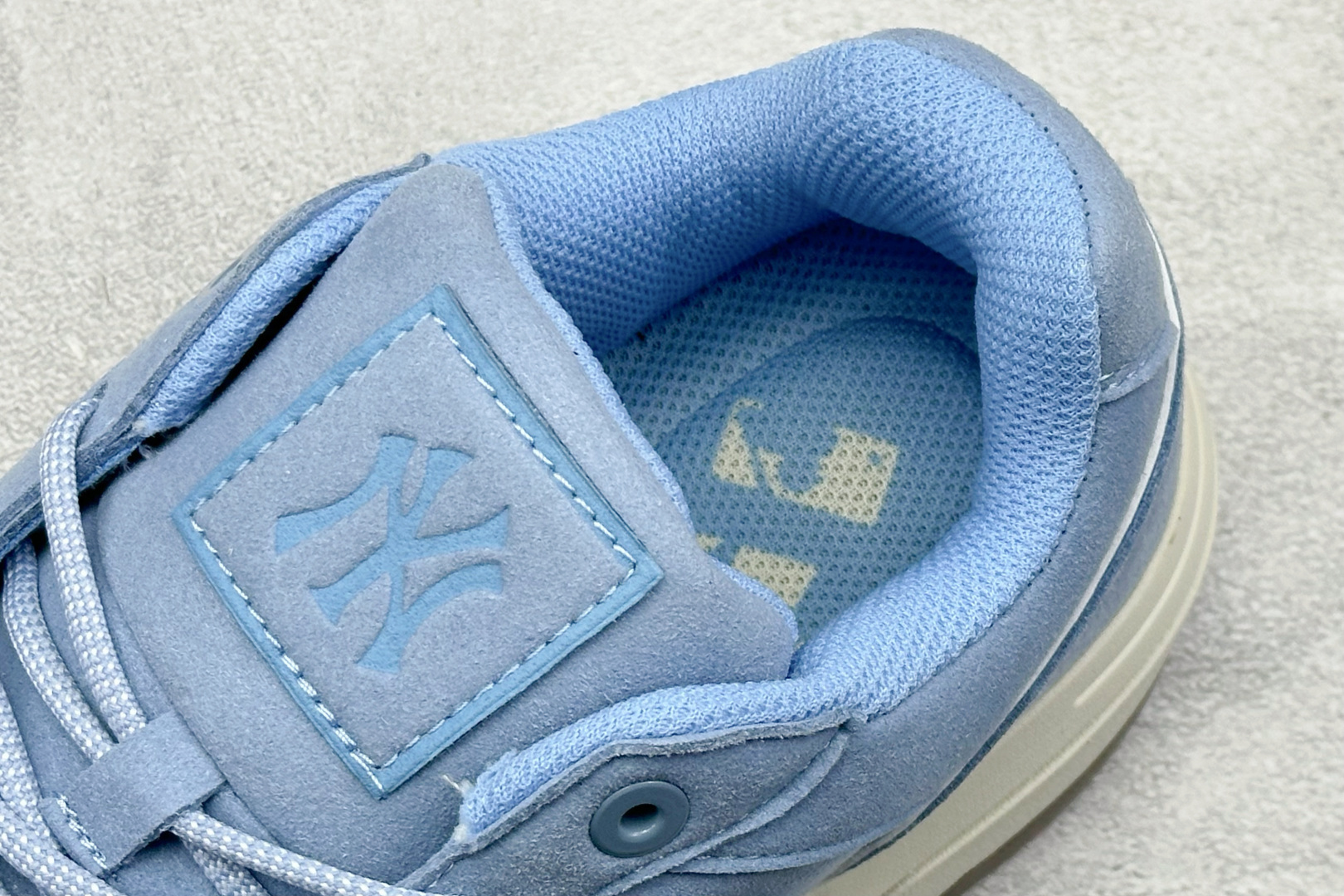 180 NY平台订单 MLB Chunky Liner 学长鞋系列低帮老爹风轻量增高厚底百搭休闲运动慢跑鞋 3ASXP015N