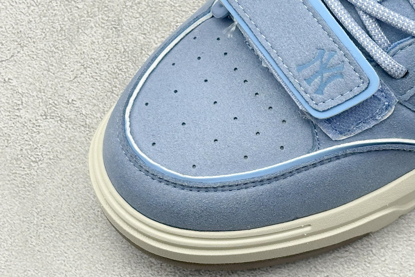 180 NY平台订单 MLB Chunky Liner 学长鞋系列低帮老爹风轻量增高厚底百搭休闲运动慢跑鞋 3ASXP015N