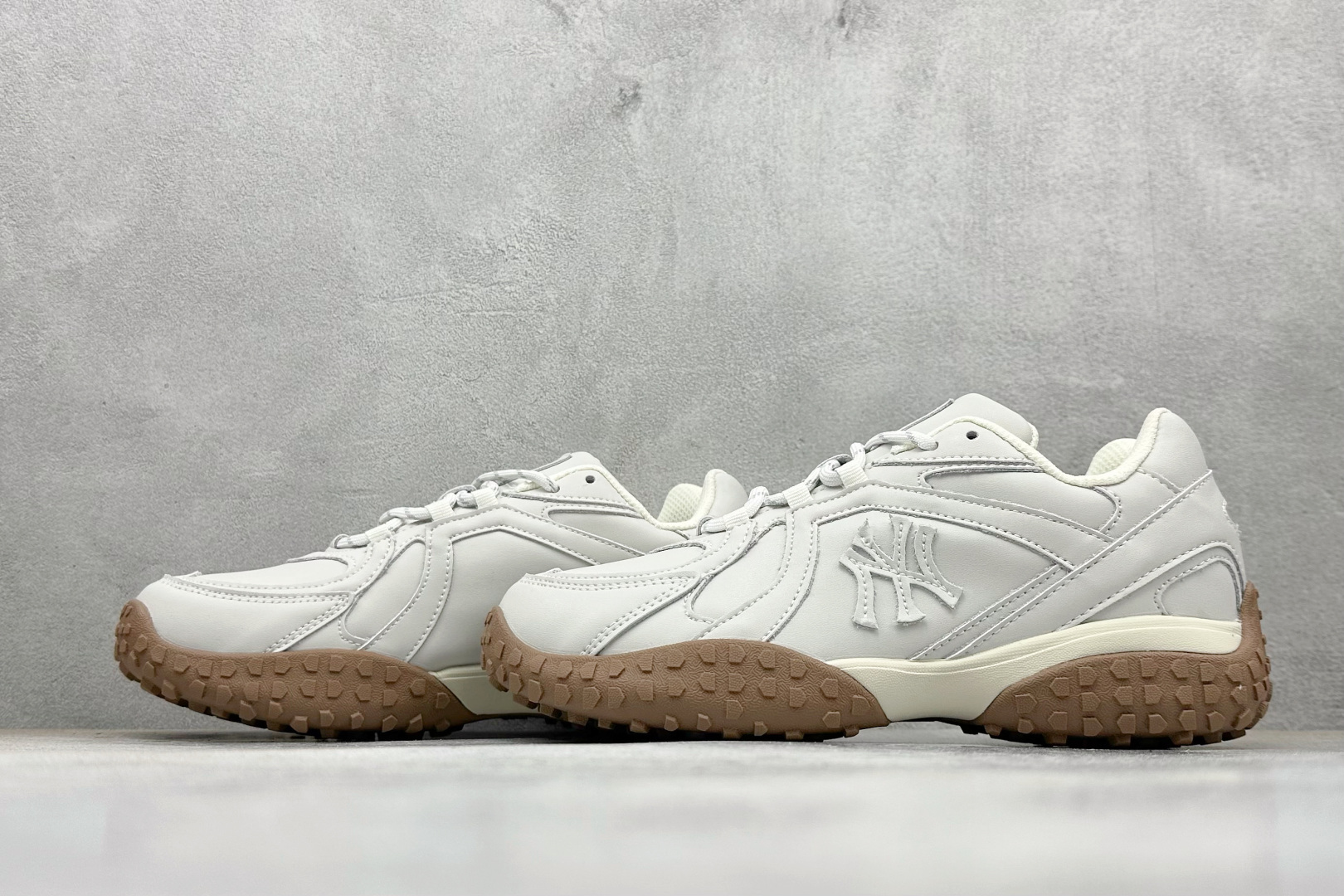 180 NY版MLB Trophy Vintage LT 纽约洋基队 休闲运动鞋 3ASXT025N