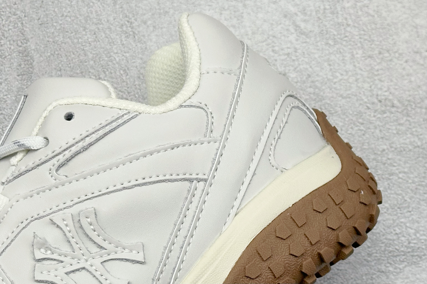 180 NY版MLB Trophy Vintage LT 纽约洋基队 休闲运动鞋 3ASXT025N