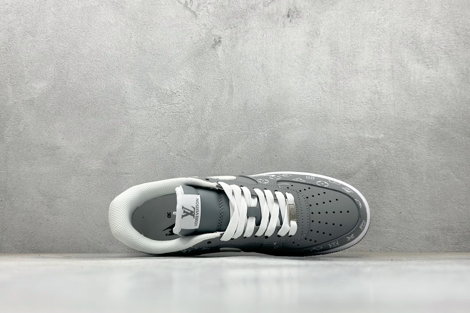 260 SC版Nike Air Force 1'07 Low 联名 灰白印花 空军一号低帮休闲板鞋 NH0601-575