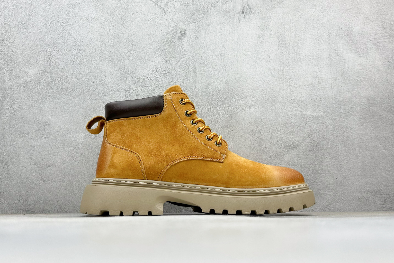 280 UGG Tasman Weather Hybrid 塔斯曼混合系列户外中帮休闲马丁靴雪地靴 U5859