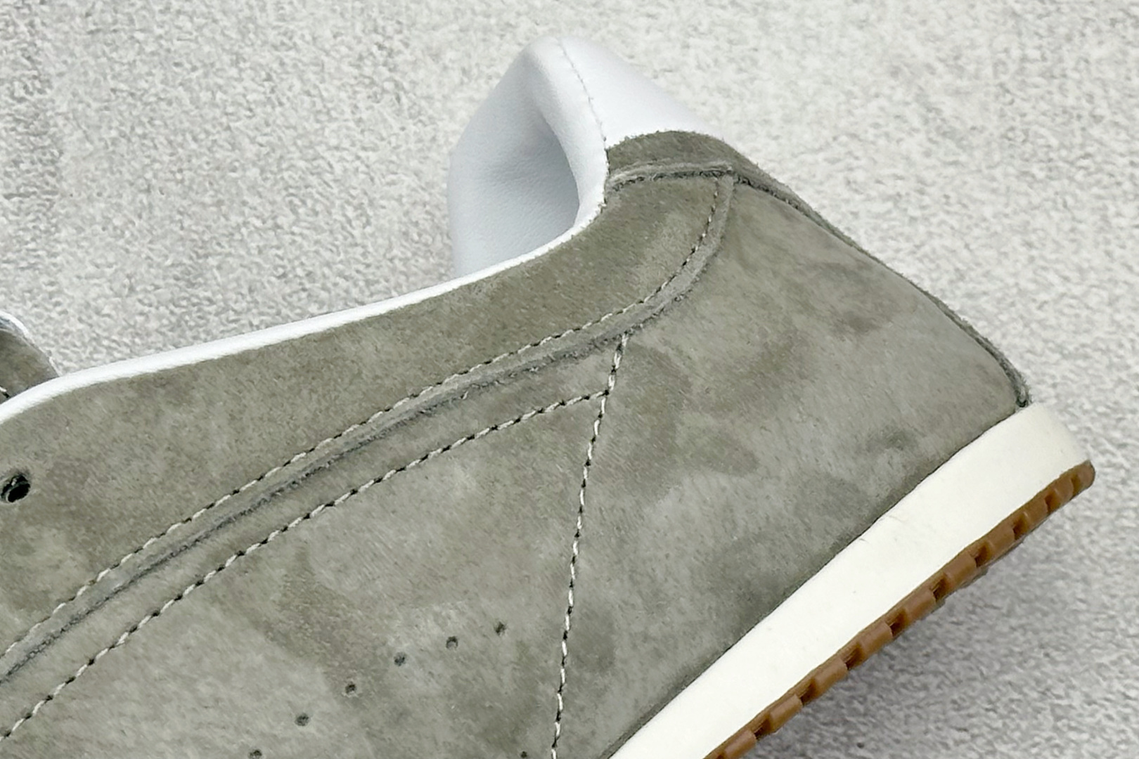 200 K版Alo Yoga Sunset Sneaker 徳训生活休闲鞋 A0891U-LIGHT