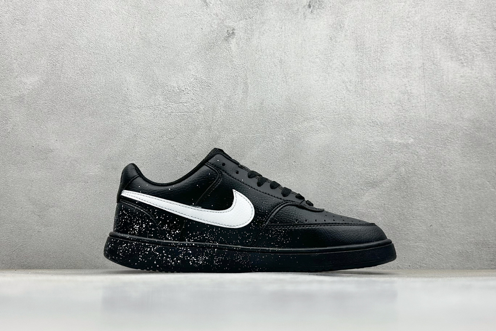 260 Nike AIR MONARCH IV 低帮百搭透气休闲运动板鞋 415445-102