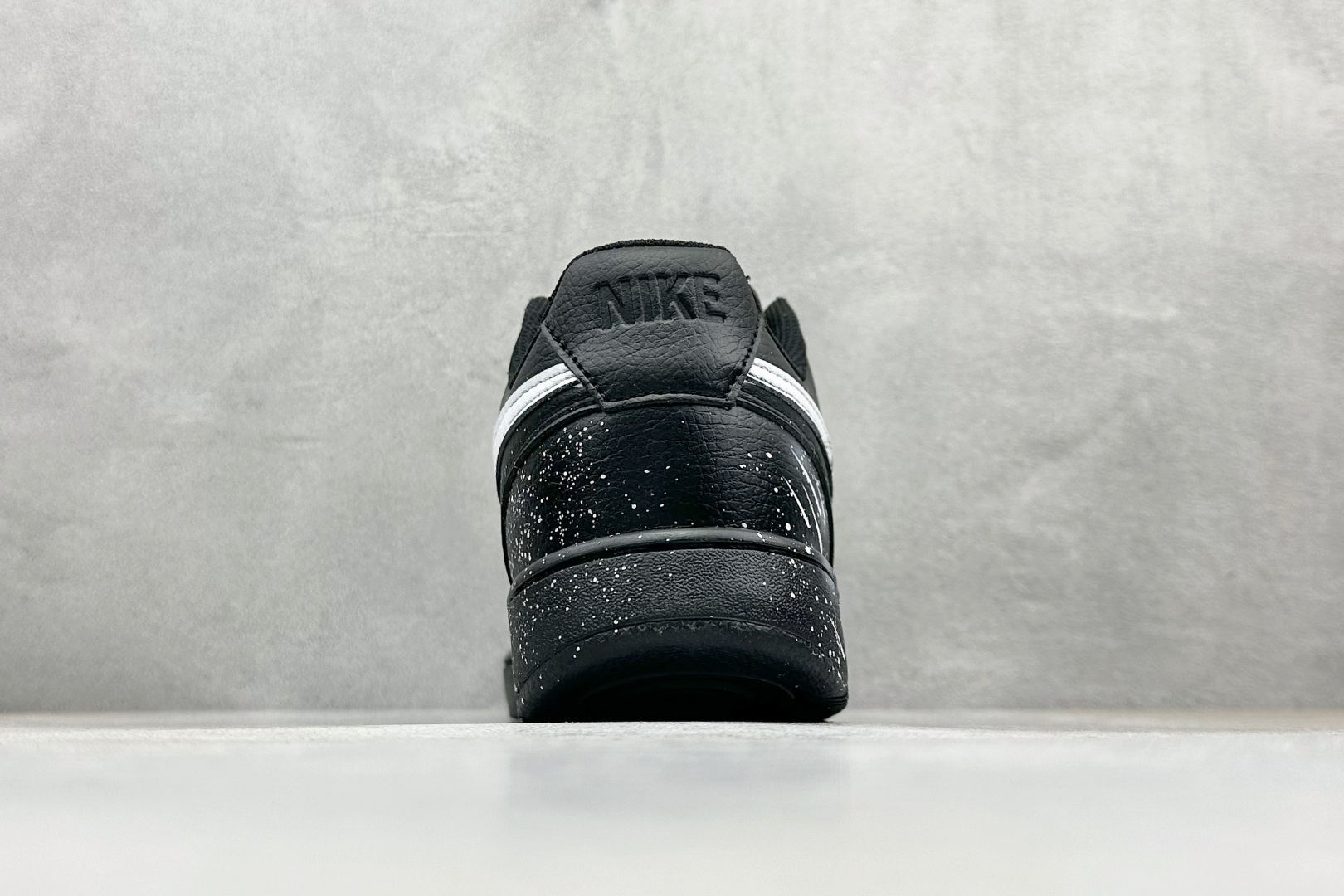 260 Nike AIR MONARCH IV 低帮百搭透气休闲运动板鞋 415445-102