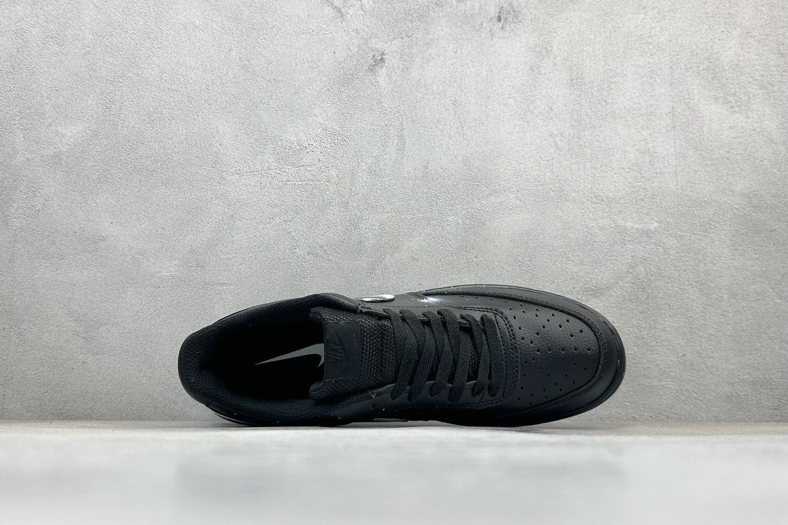 260 Nike AIR MONARCH IV 低帮百搭透气休闲运动板鞋 415445-102