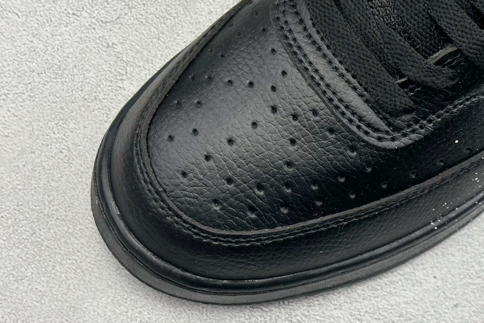 260 Nike AIR MONARCH IV 低帮百搭透气休闲运动板鞋 415445-102