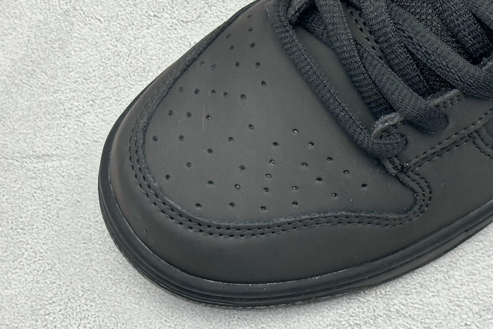 190 Supreme x 94Nike Dunk SB Dunk Low 低帮休闲滑板鞋 HQ8487-001