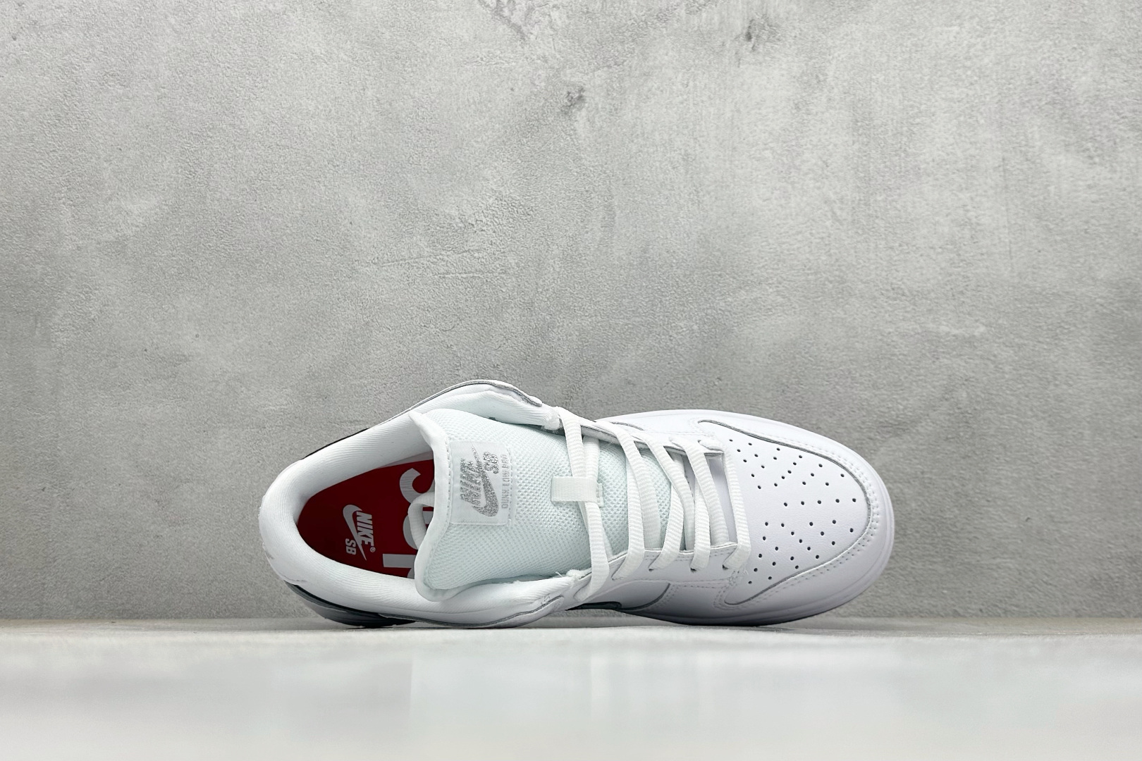 190 Supreme x 94Nike Dunk SB Dunk Low 低帮休闲滑板鞋 HQ8487-100