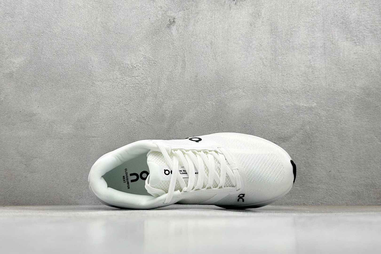 180 On昂跑 Cloudsurfer Next 舒适百搭防滑耐磨低帮休闲跑步鞋 3WE3002